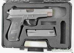 SIG-Sauer P226 9x19mm Parabellum | Luger | NATO