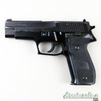 SIG-Sauer P226 9x19mm Parabellum | Luger | NATO