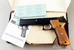 Smith & Wesson 422 .22 LR Long Rifle