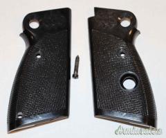 Guancette  Beretta  Mod. 73-74-75-76  Prima serie