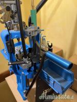 Dillon XL650 + Quick-Feeder + 5 Conversion Kits + Mounting Base (pari al nuovo)