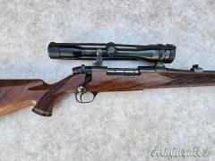 Carabina Weatherby Mark V cal 300 wby con ottica Zeiss 6x42 ottime condizioni