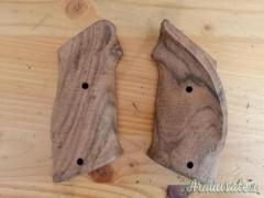 Varie coppie guancette non identificate