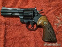 Scambio Colt Python .357 Magnum Royal Blue con una Inox Satinato