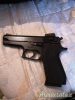 Smith & Wesson Semiauto 9x21mm IMI