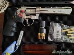 Dan Wesson revolver