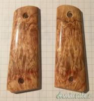 Guancette artigianali 1911A1 e cloni