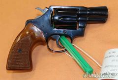 Revolver Colt Detective Cal. 38SP.