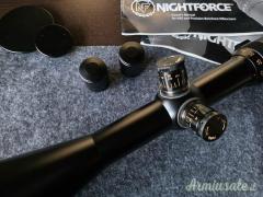 Vendo Nightforce NF Precision Benchrest 12-42x56 1/8moa Reticolo CH-3