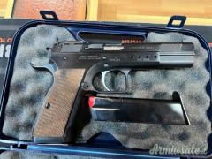 Pistola sem.Tanfoglio mod Limited cal 9x21 arma in ottime condizioni