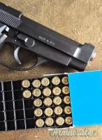 Beretta - Bruni 84 FS - 9mm. A salve