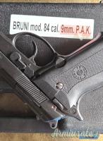 Beretta - Bruni 84 FS - 9mm. A salve