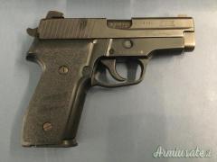 SIG-Sauer P228 9x21mm IMI