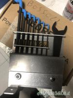 Dillon set di chiavi +supporto per Dillon xl 650-750