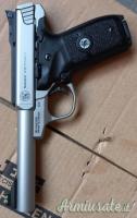Smith & Wesson Victory SW22  .22 LR Long Rifle