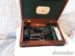 collezione armi  con alcuni bei pezzi, svendo