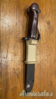 baionetta.       Kalashnikov ak 47
