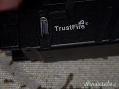 Torcia Led Tattica per pistole e carabine