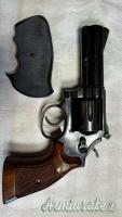 VENDO: Smith & Wesson 586 Combat Magnum (.357) – Un Classico Senza Tempo!