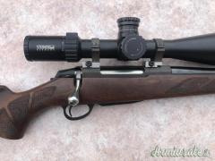 Carabina Tikka T3 hunter cal 7x64 completa di Steiner Military 5-25x56 pari al nuovo