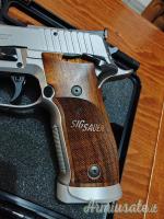 SIG-Sauer P226 X 6 9x21mm IMI