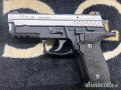 SIG-Sauer P229  9x21mm IMI