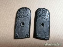 Varie coppie guancette non identificate