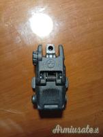 Tacca di mira abbattibile flip-up Magpul Mbus per AR 15 picatinny/waver