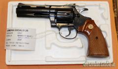 Revolver Colt Diamondback Cal. 38SP.