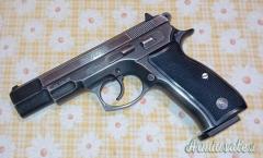 CARINA A DIR POCO ...