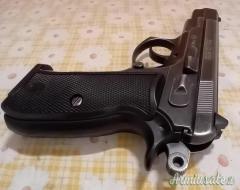 CARINA A DIR POCO ...