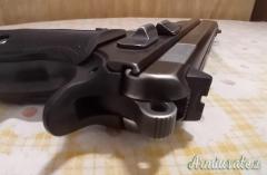 CARINA A DIR POCO ...