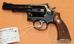 Revolver Smith & Wesson 15 Cal. 38SP.