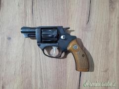 Revolver Astra a 9 colpi cal. 22 magnum.