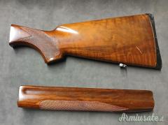 CALCIO E ASTINA CAL.12 DX PER BENELLI 121/123 PRIMO MODELLO. SOLO TEL.