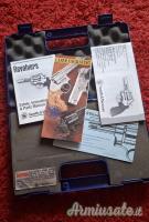 scatola in plastica Smith & Wesson