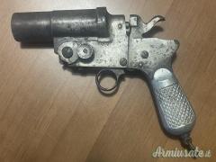 Lanciarazzi modello 1900 italiana