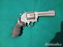 Smith & Wesson 629 classic .44 Remington Magnum