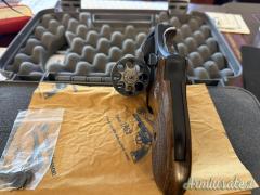 Smith & Wesson 327 .357 Magnum  |  9x31mmR  | .353 Casull
