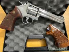 Smith & Wesson 617 .22 LR Long Rifle