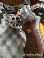 Smith & Wesson 617 .22 LR Long Rifle