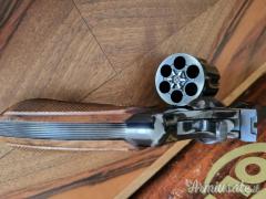 Colt Python  .357 Magnum  |  9x31mmR  | .353 Casull