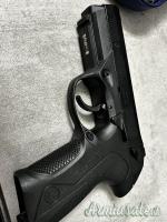 Pistola BERETTA px4 storn calibro 9x21