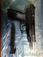 CZ 75 Cal. 8mm a salve.