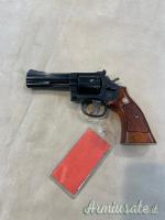 Modello 586  Calibro .357 Magnum