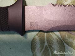 SOG SPECIALTY KNIVES