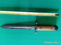 BAIONETTA CARCANO L. FRANCHI ITALIANA della prima guerra mondiale a lama fissa senza fodero