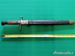 Baionetta originale seconda guerra mondiale italiana Carcano M1891 con fodero in pelle.-