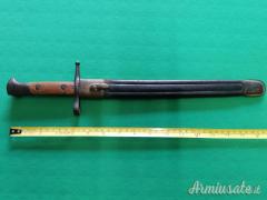 Baionetta originale seconda guerra mondiale italiana Carcano M1891 con fodero in pelle.-