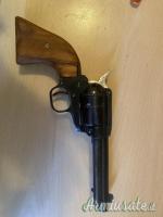 Pistola revolver calibro 22 LR catalogo sportivo